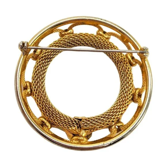 Vtg Round Mesh Chain Brooch Pin Gold Tone Nautical Circle Wreath Statement 2-1/8 - Picture 3 of 7